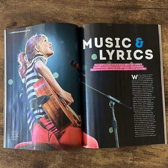 The Ultimate Guide to TAYLOR SWIFT Fan book - magazine - Picture 3 of 5
